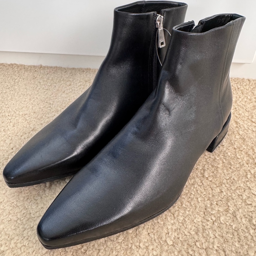 NWT MA & LO Made in Italy Leather Ankle Flat Boots Black Size 37